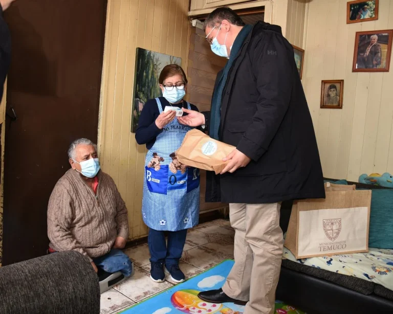 Municipio inicia sistema de reparto a domicilio de su farmacia digital vía whatsapp