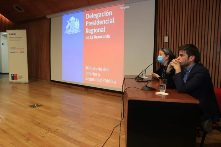 Delegado presidencial José Montalva supervisa planes preventivos por Alerta Amarilla del Volcán Villarrica