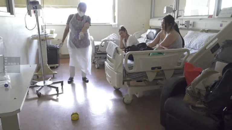 Escuela Hospitalaria del HHHA destaca en ranking PAES a nivel regional.