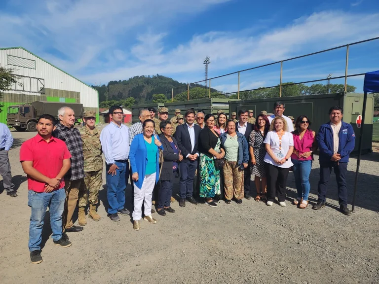 Gobierno cumple compromiso en tiempo récord: Instaló Hospital de campaña en Pueblo Nuevo luego de incendio que afectó al Cesfam