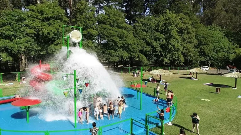 Piscinas municipales de Lautaro alegran el verano de cientos de familias de la región