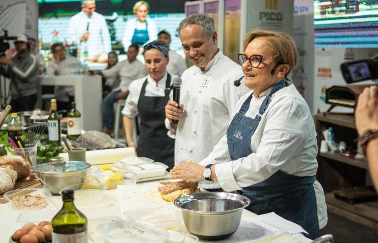 Villa Pehuenia Moquehue presentó la Fiesta Nacional del Chef Patagónico en Temuco y renovó convenio de colaboración con el municipio de la capital de La Araucanía