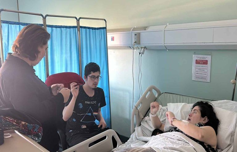 Primer parto inclusivo en el Hospital Dr. Hernán Henríquez Aravena a persona sorda