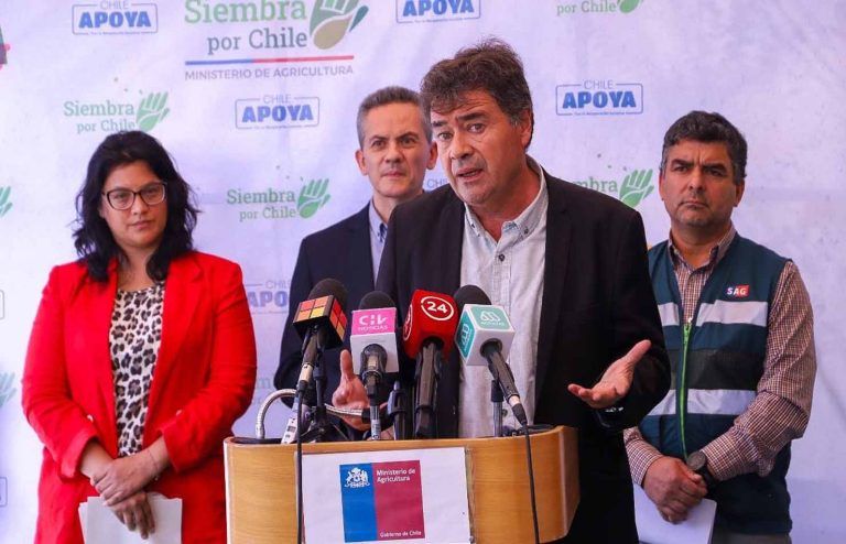 Ministro Valenzuela se refiere a la situación de la industria de huevos y arroz: “Evitemos alarmas innecesarias”
