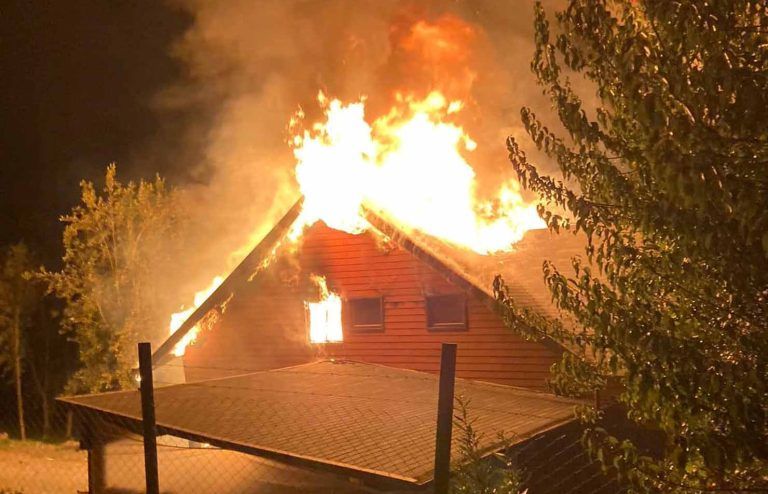 Bomberos llama a ser cuidadosos en el uso de estufas y cocinas a leña