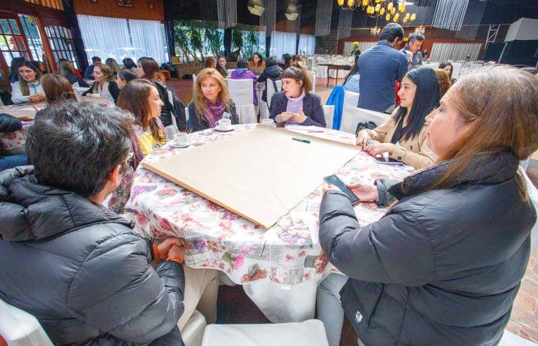 Programa Más Mujer de Corma reúne a más de 100 personas en encuentro nacional en Temuco