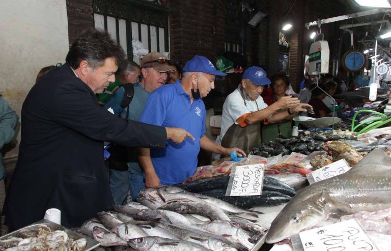 MAT Semana Santa: Ministerio de Agricultura destaca menús con merluza, reineta y pollo 