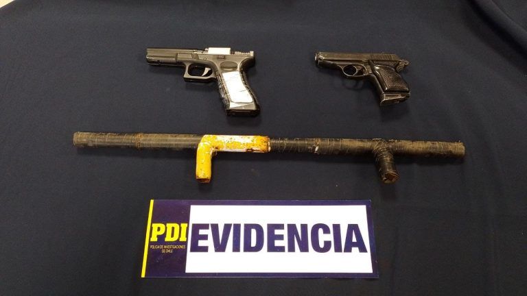 PDI Temuco detiene a dos adolescentes por Infracción a Ley de Armas y Ley de Drogas