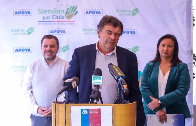 Ministerio de Agricultura refuerza Sistema Bioseguridad Animal con nuevas medidas ante arremetida de la influenza aviar 