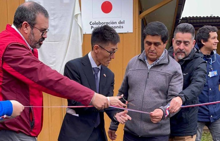 Padre Las Casas inaugura box dental habilitada con fondos del Gobierno Japonés