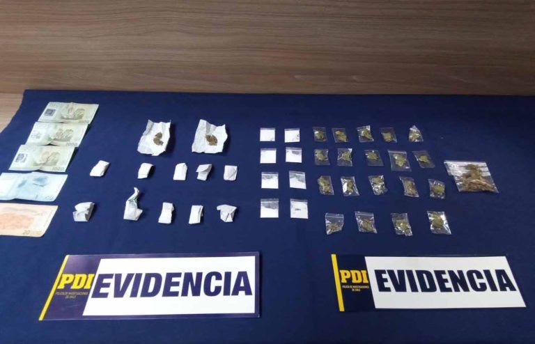 PDI detuvo a cuatro personas por microtráfico de drogas en plaza Teodoro Schmidt de Temuco