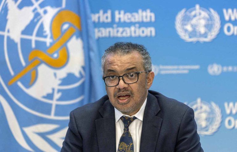 Especialistas en salud valoran anuncio de la OMS y llaman a mantener la vigilancia sanitaria en Chile