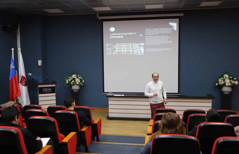 Universidad Autónoma promueve las iniciativas de negocio con programa “Emprendimiento en familia”