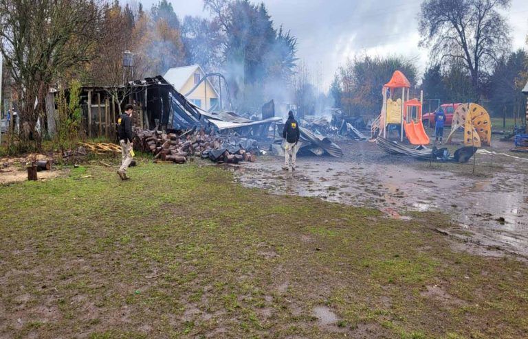 «La miseria humana»: autoridades piden al Gobierno tomar acciones tras escuela destruida en Victoria