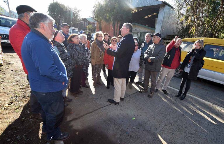 Plan de mitigación invernal: Municipio de Temuco realiza operativo de limpieza de cámaras y ductos de aguas lluvias 