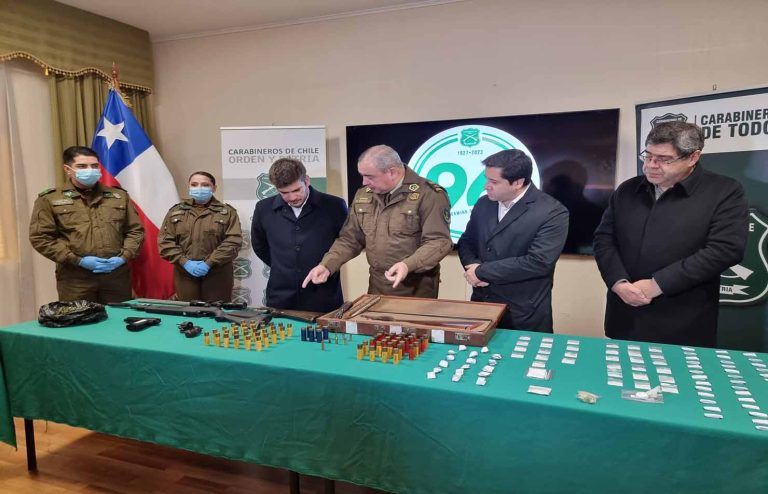 Operativo del OS-7 de Carabineros en Lautaro dejó 13 detenidos e incautación de drogas, armas y dinero en efectivo