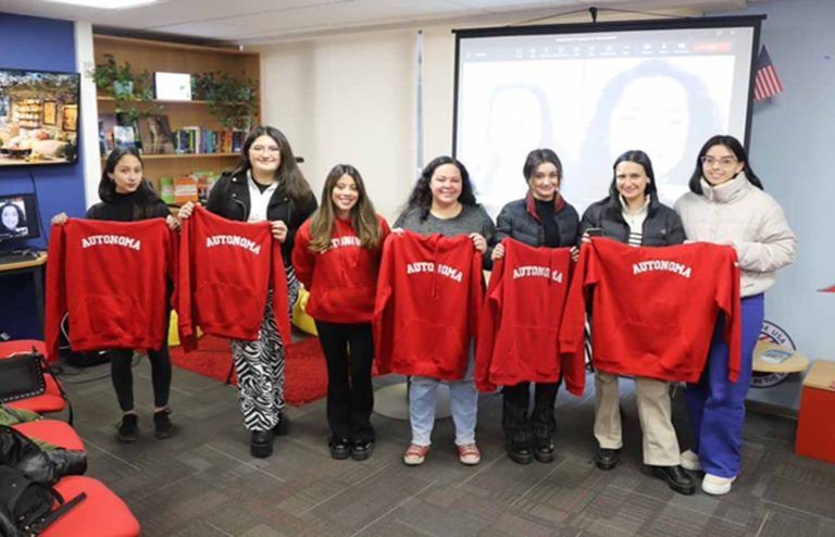 Siete estudiantes de la Universidad Autónoma de Temuco viajarán a Canadá y España en programa de intercambio de estudios
