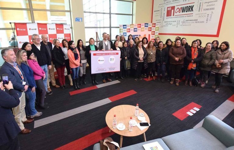 Municipio de Temuco cierra alianza con Inacap que va en directo beneficio de mujeres emprendedoras