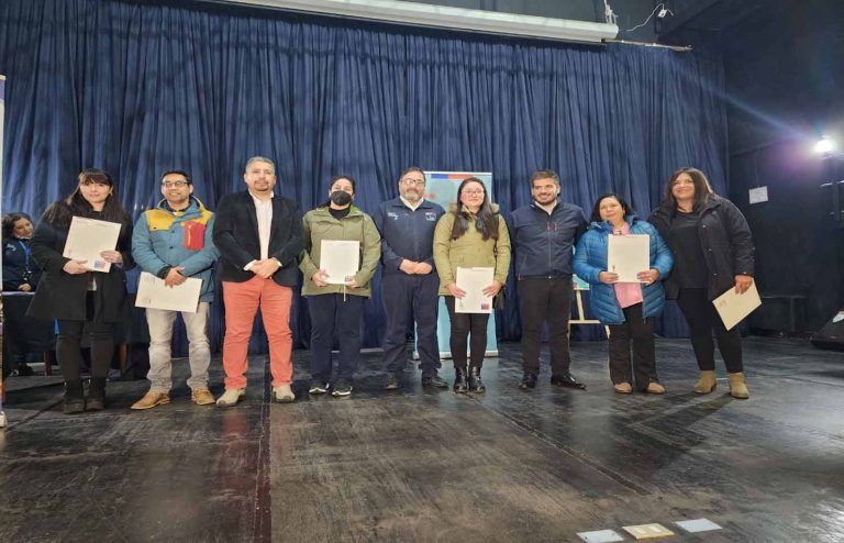 Luego de 6 años de espera comunidad indígena de Curacautín recibió 56 subsidios de viviendas de parte del gobierno