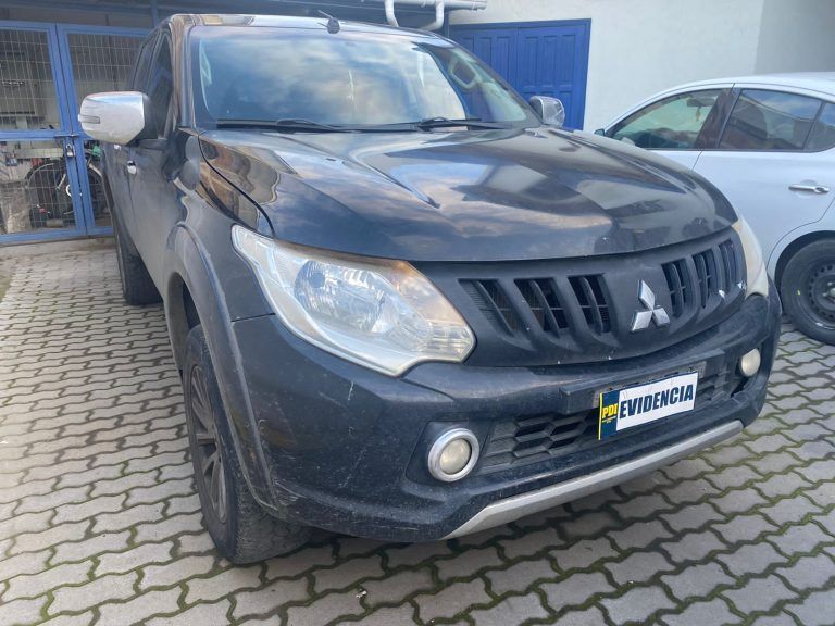 PDI Temuco recupera camioneta sustraída en Parral: buscaban una que fue robada en La Araucanía