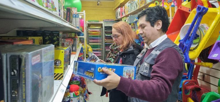 Seremi de Salud resguarda la salud de los más pequeños previo al Día de la Niñez