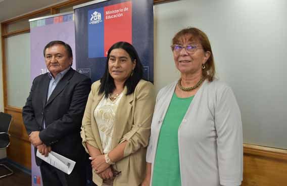 En La Araucanía autoridades de Educación entregan orientaciones para la compra de útiles y textos escolares