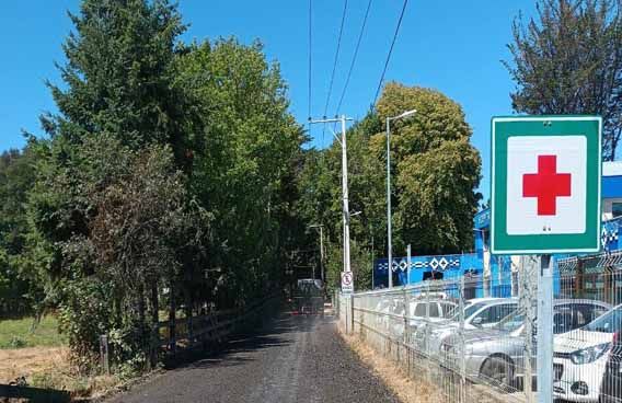 Vecinos valoran estabilización en camino de tierra de Hospital Intercultural Makewue que evitará el polvo en suspensión