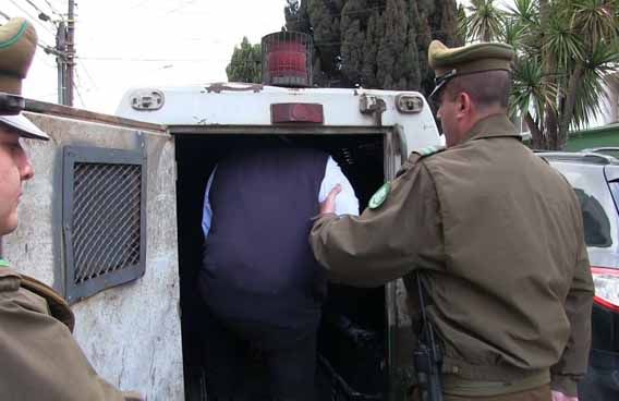 Apoderado fue amenazado con un arma blanca afuera de Escuela Alonso de Ercilla de Temuco