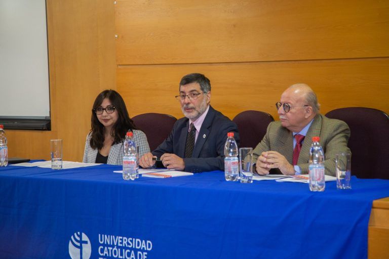 Ley Nº21.180 sobre digitalización del Estado; alumni UCT aborda implementación del decreto en novedoso libro