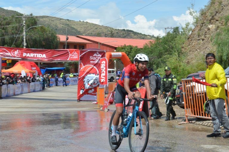 Joven angolino representará a Chile en ciclismo en Juegos Panamericanos