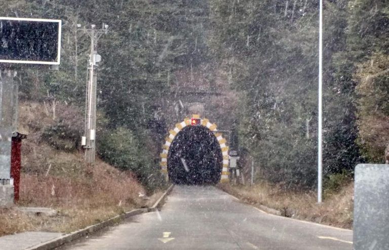 Instalarán cables de fibra en Túnel Las Raíces