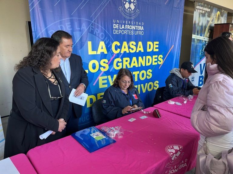 Autoridades realizan llamado a estudiantes de la Araucanía para que revaliden su TNE