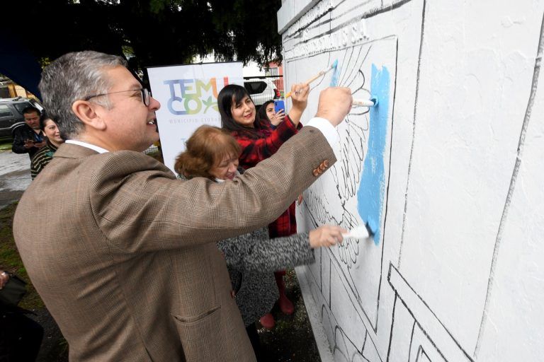 Con firma de convenio se da inicio a proyecto que busca embellecer la fachada del Centro Cultural Pircunche con un mural comunitario