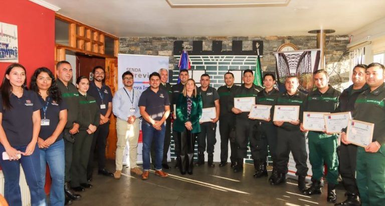 Funcionarios de Gendarmería de Nueva Imperial fueron certificados por Senda y La Municipalidad