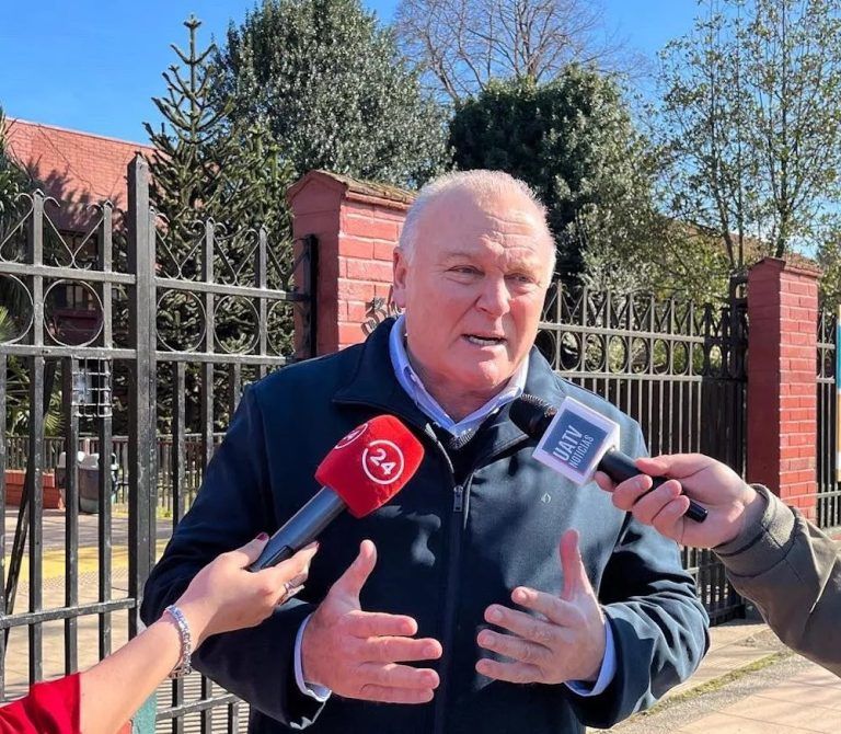 Diputado Becker confirma que citarán a ministra Tohá y subsecretario Monsalve para que aporten antecedentes en el Congreso