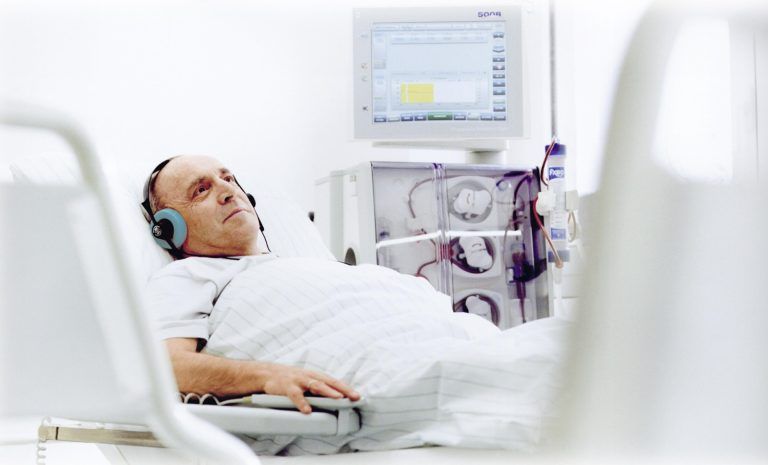 Hospital regional de la Araucanía implementará terapia que reduce mortalidad de pacientes dializados