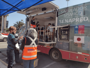 Simulador de sismos de gran magnitud de SENAPRED recorre comunas costeras, además de Temuco y Padre Las Casas