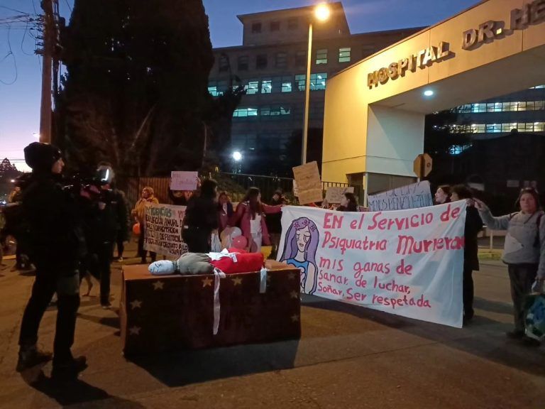Marcha por la Salud Mental: se cumplirá un año de la fuga de la paciente que denunció maltrato en el servicio de psiquiatría del Hospital Regional de Temuco