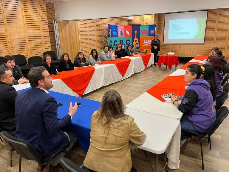 Gobernador Rivas participó de la primera sesión 2024 de la mesa unión vecinal Fundo el Carmen en Temuco