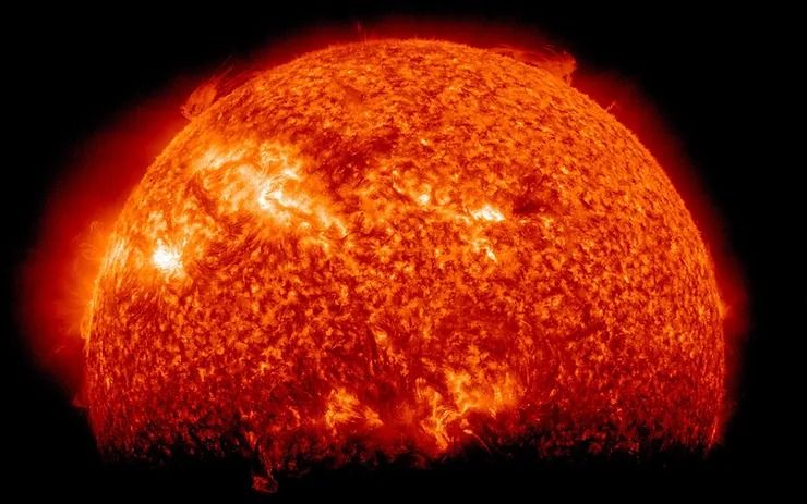 Alerta de Tormenta Solar: Cómo Afecta a los Drones y Medidas de Prevención