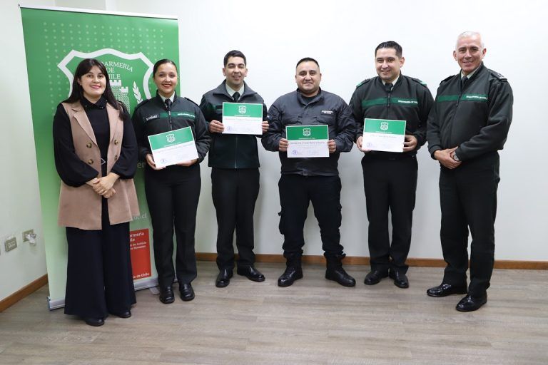 Funcionarios de gendarmería de la Araucanía fueron reconocidos por actos heroicos