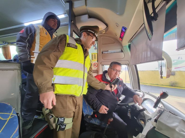Carabineros y Fiscalizadores de la seremi de Transportes efectuaron controles a buses rurales e interurbanos