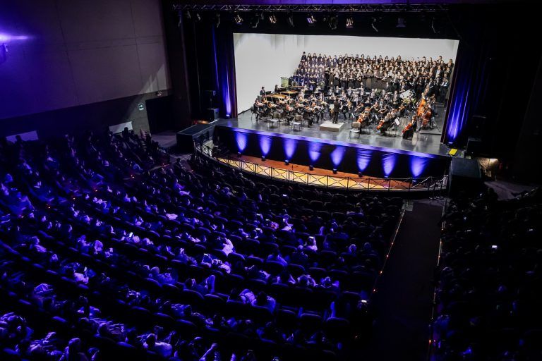 Más de 1200 personas disfrutaron del concierto de «Carmina Burana» en el Teatro Municipal de Temuco