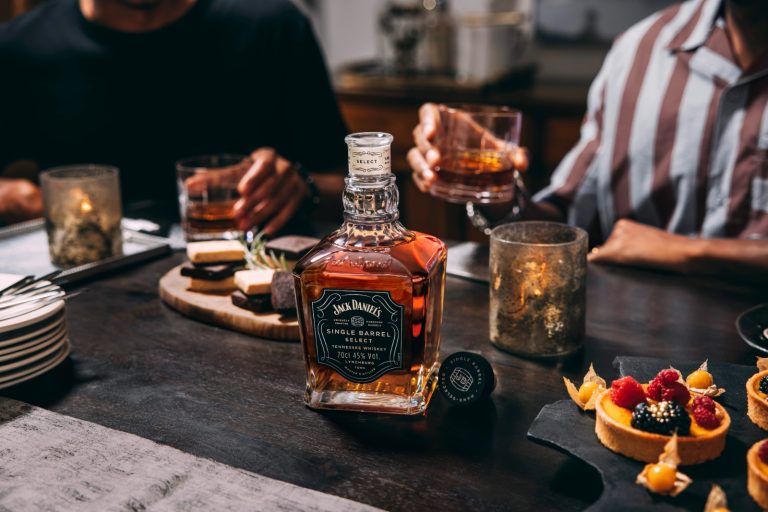 Eleva la celebración del Día del Padre: 3 cócteles con Single Barrel para sorprender a papá