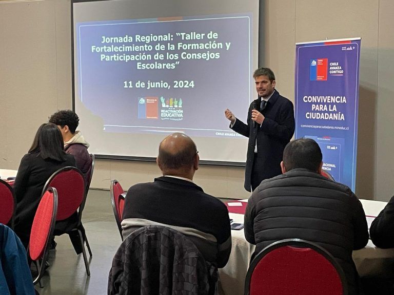 Delegado Presidencial y seremi de Educación presentaron proyecto de ley sobre convivencia, buen trato y bienestar de las comunidades educativas