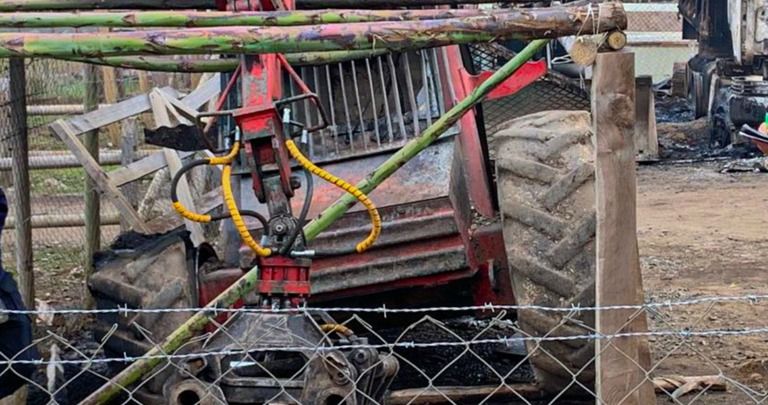 Incendian máquinas durante ataque a fundo ubicado en Lautaro: trabajadores fueron amenazados con armas