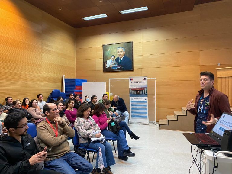 Hospital Lautaro capacitó a funcionarios del nodo norte en atención de pacientes neurodivergentes