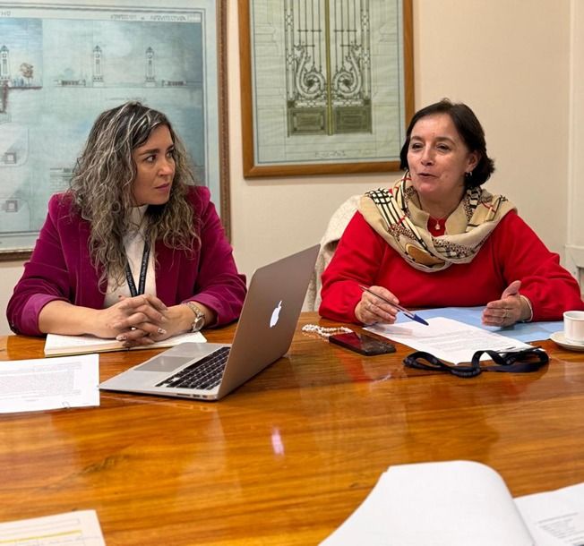 Senadora Aravena y concejala Evelyn Mora solicitan al MOP soluciones concretas para padre las casas: “las gestiones se hacen con quienes corresponde, no por la prensa”