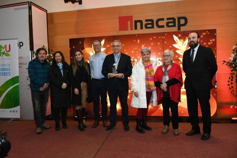 Temuco destaco a empresas y organizaciones públicas y privadas en emotiva entrega de los premios “Excelencia Mayor”