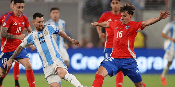 Chile cae agónicamente ante Argentina y deberá jugarse la vida contra Canadá